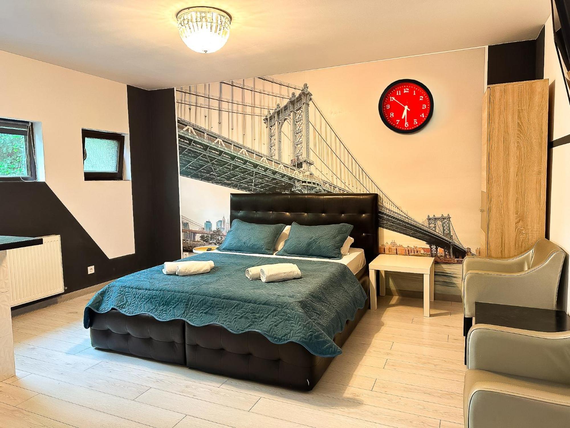 The Bridge - Central Studio With Free Parking Craiova Dış mekan fotoğraf